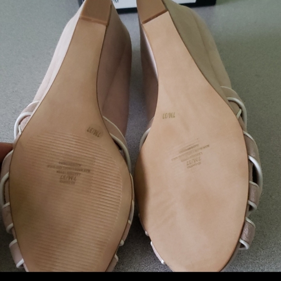 Sole Society Danna wedge Frappe size 7 NWT - Picture 3 of 4